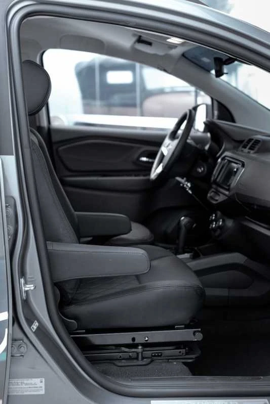 banco giratório de carro