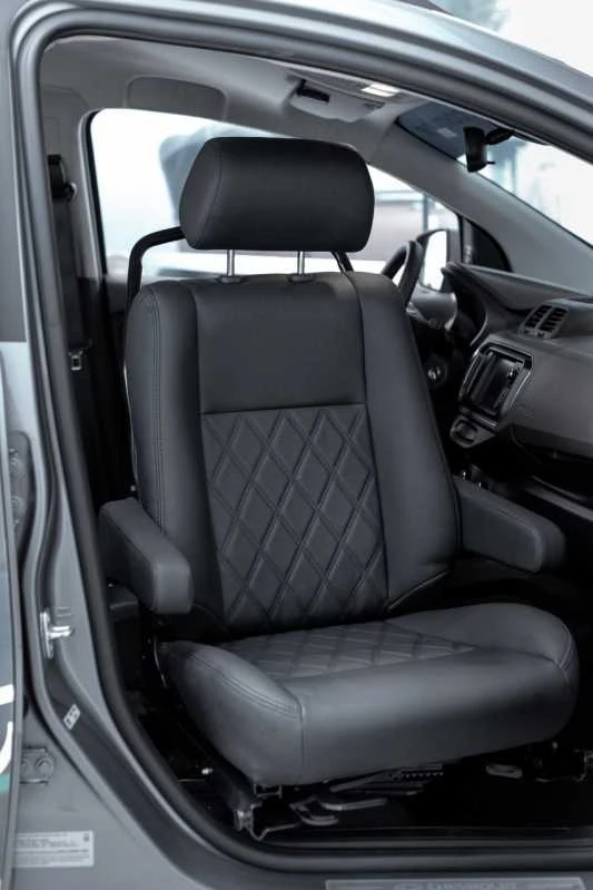 banco giratório para cadeirante