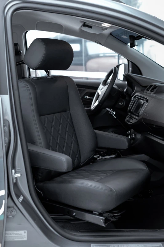 banco giratório para carro